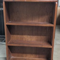 2 Shelving Units (1 Displayed For Photo)