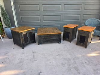 Ashley Furniture 4 piece living room furniture set (3) end Tables (1) coffee table read description for details