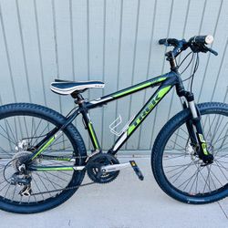 16” Trek Mountain Bike w/ Disc Brakes- Great Condition (5’2”-5’7” Rider) 