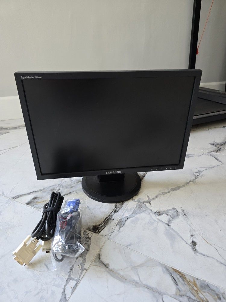 Samsung Syncmaster 19" 941BW Monitor