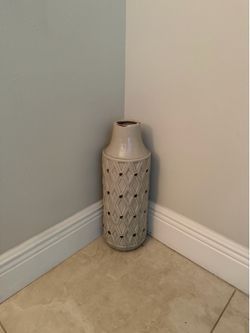 Floor or table vase