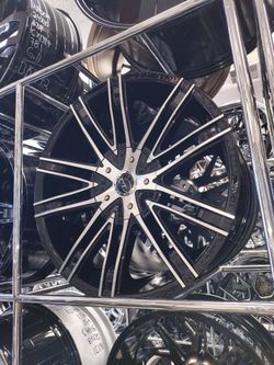 💎 ELEGANCIA PARA CHRYSLER Y BUICK 💎 Rines 20" 5x115 perfectos para Chrysler 300, Buick Regal o LaCrosse. ¡Dale un cambio radical a tu auto! 🚀 Preci