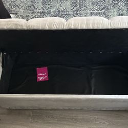 Storage ottoman 
