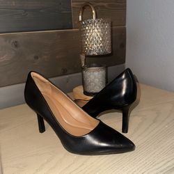 Pointed heels
