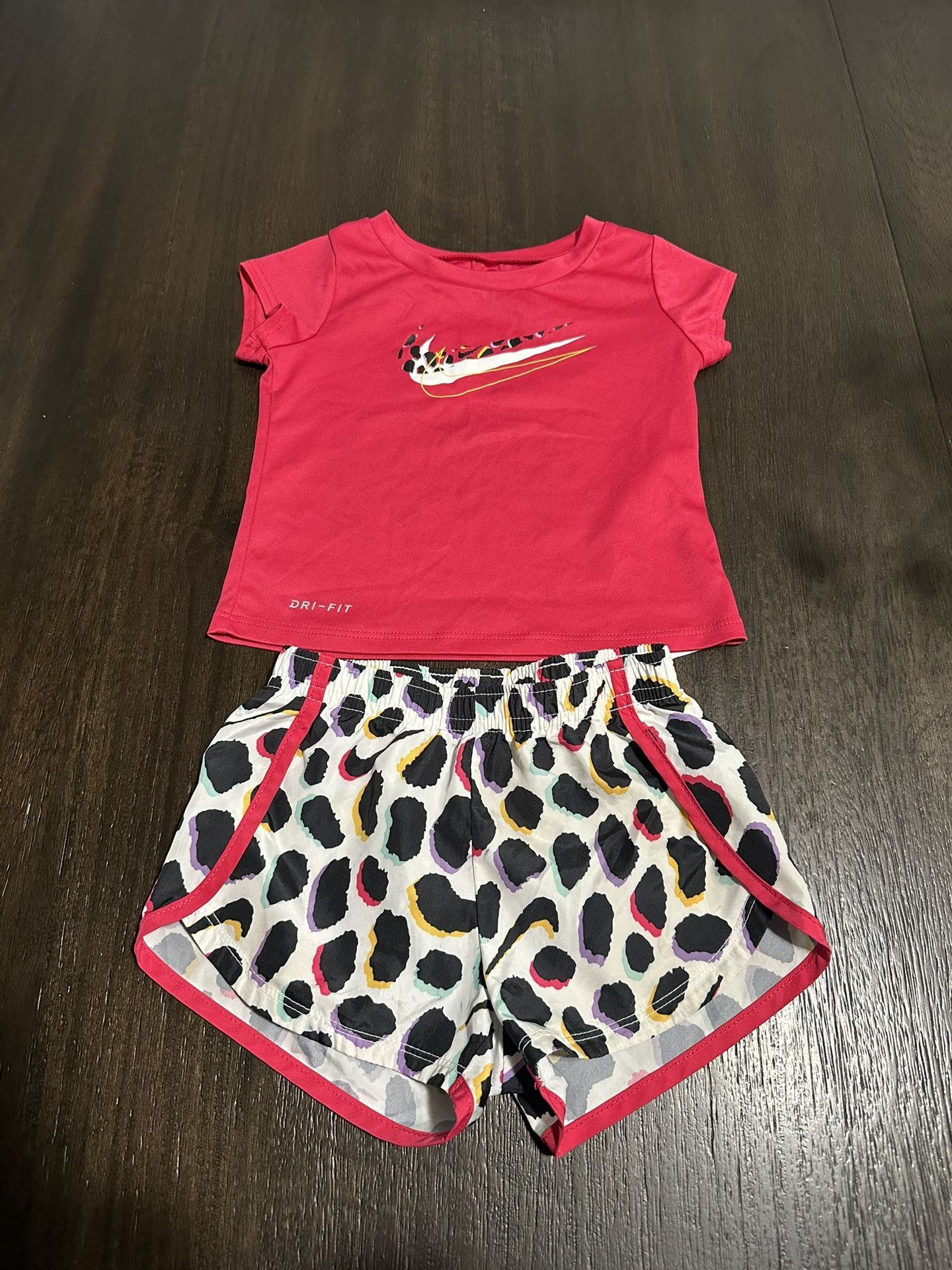 Nike Set $10
