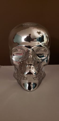 SKULL Mirrored Hand Blown Glass