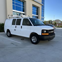Chevrolet Express 2500