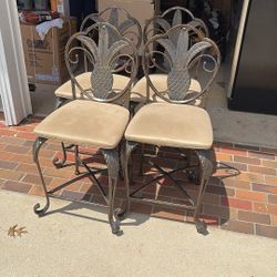 Counter Bar Stool. Metal 