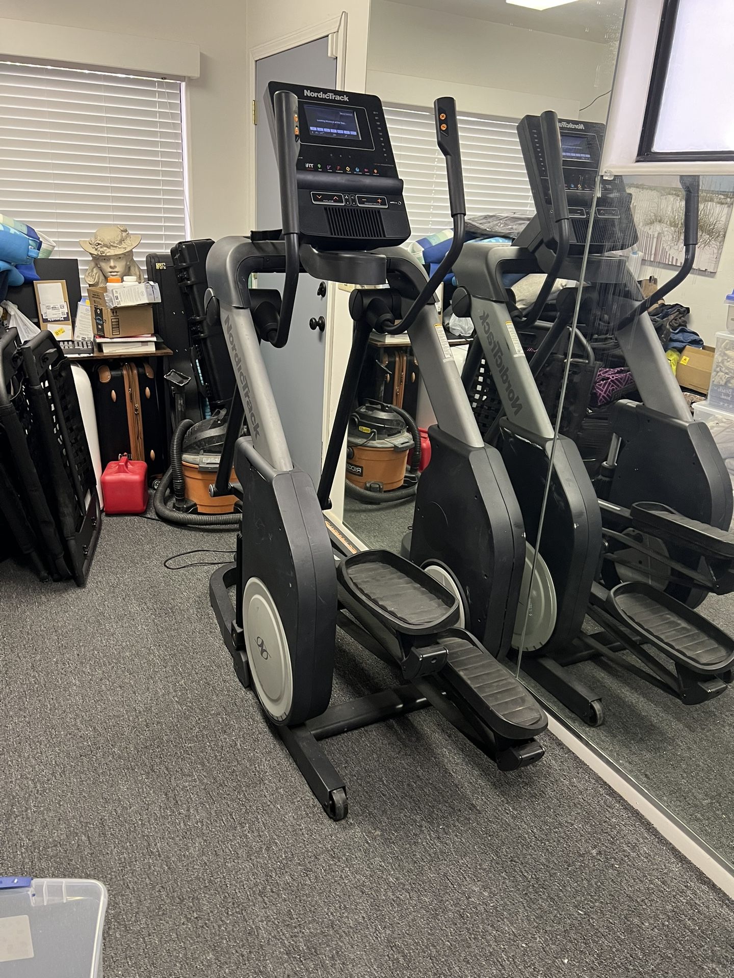 NordicTrack Freestride Trainer FS7i Model