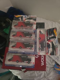 Hot Wheels Premium Team Transport Lot Skyline R32 ADVAN BMW M3 - 7 Sets