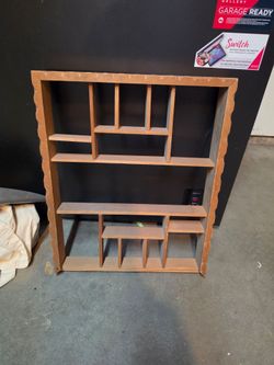 Scalloped Edge Trinket Shelf