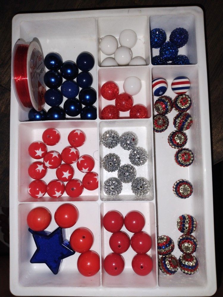 16-20 mm 4th Of July Themed Bubblegum Bead Lot