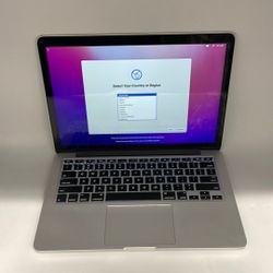 Apple MacBook Pro Retina, 13-inch, Late 2015 2GHZ 8GB 256GB