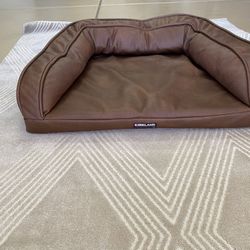 Top QualiLeather Dog:cat Bed, Never Used, Lower Price