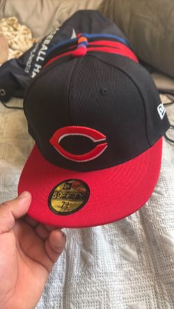 9 Gorras,size 7 1/2  y una 7 3/8