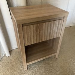 Modern Light Oak Fluted Nightstand / End Table - 1 Drawer & Open Shelf