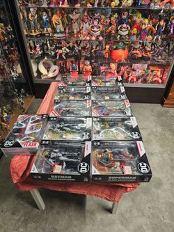 DC  mcfarlane  action figures
