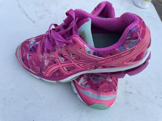 Oasics Running Shoes