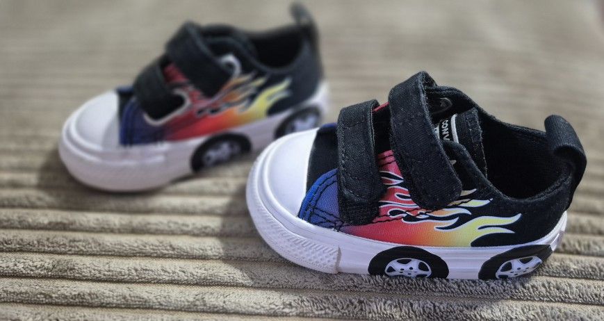Size 2 Toddler Converse