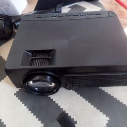Projector With Bluetooth 