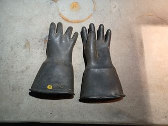 Gloves 