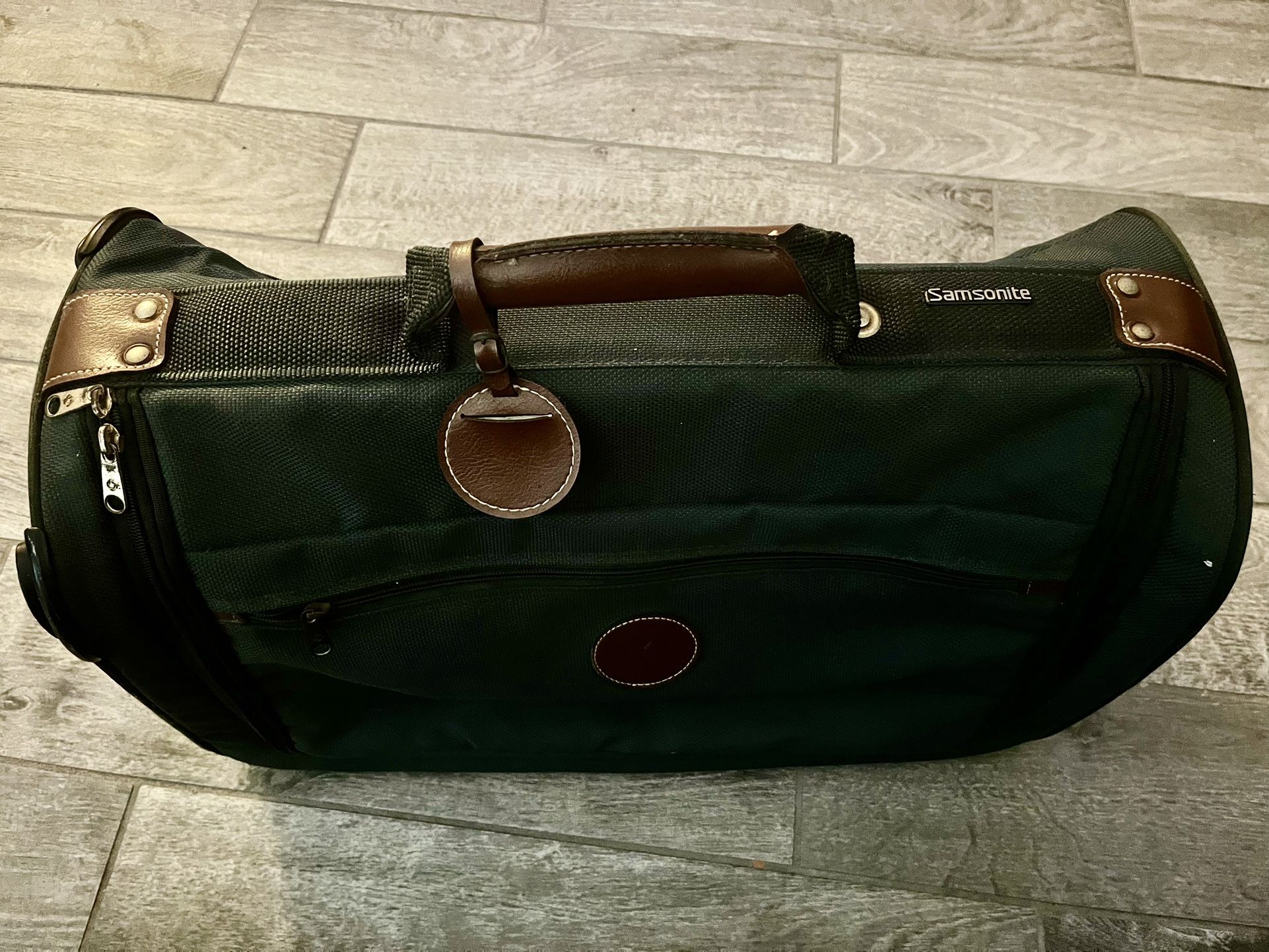 Luggage- Samsonite Duffle Bag