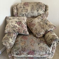 Cute Small recliner