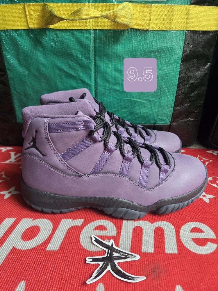 Jordan 11 Retro Mojave / Las Vegas