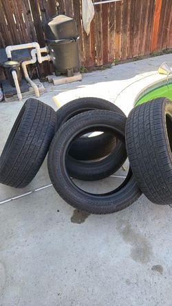 Tires  P235/55/RF19 (4) Run Flat Jamas se ponchan