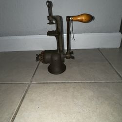 RARE "Universal" Food MEAT Chopper Cast Iron Food Prep Hand Crank #2 Vintage ruttmandesigns (949)