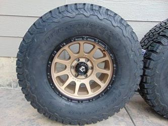4 New Satin Bronze 17X8.5 Gear Offroad Rims LT 315 70 17 BFGoodrich K02 Tires 6X135  F150 EXPEDITION