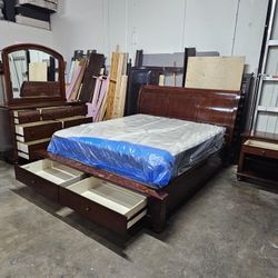 Cal King Bedroom Set 