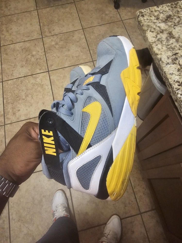 Nike Cross Trainer Sz 12