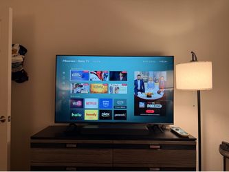 Hisense 58" 4K UHD LED LCD Roku Smart TV - Between 55" and 60" tv