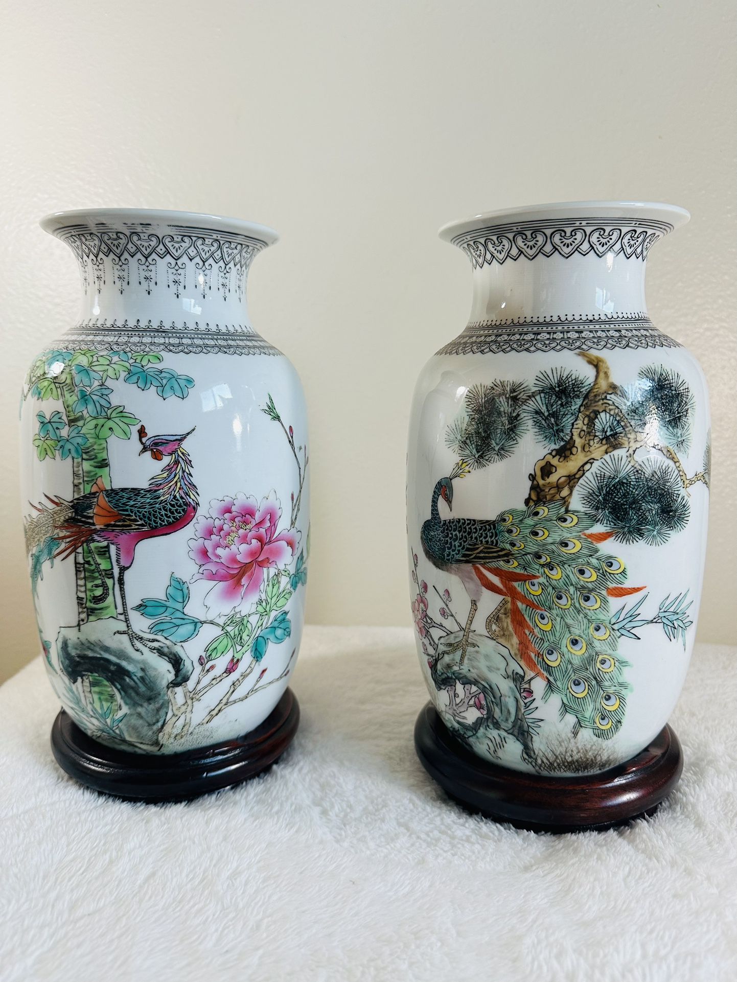 1970 Chinese Porcelain Zhongguo Jingdezhen Zhi Vase Peacock Flowers & Poem Decoration
