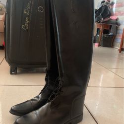 Tall Horse-riding boots size 8 1/2- 9 (women)