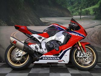 2017 Honda CBR1000RR SP