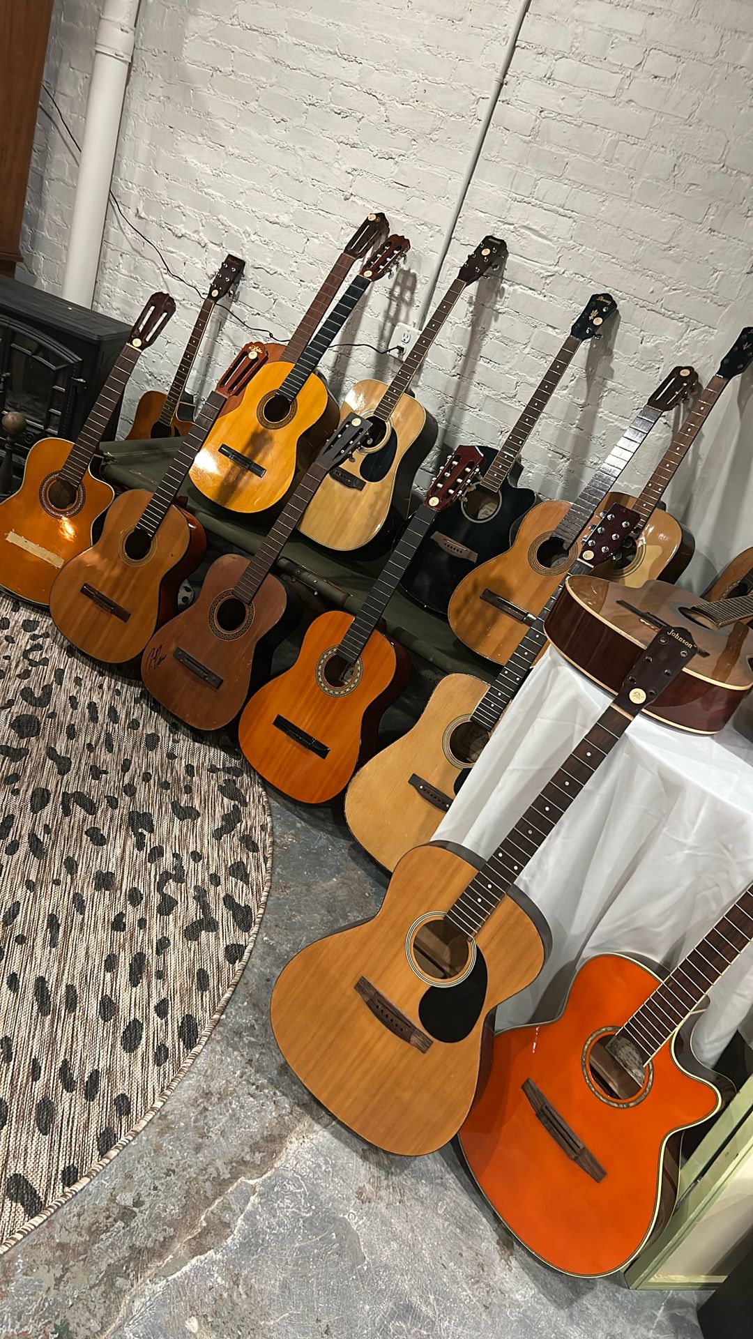 Fantastic Selection Of Guitars For Restoration On Guitars Made Parts, Variety Of Prices Andbrands