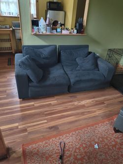 Free love seat