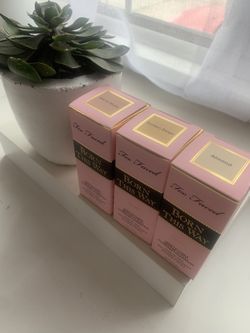 Too Faced Born This Way Foundation