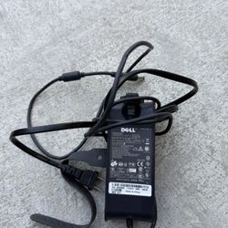 Dell AC Adapter Model LA90PS0-00 with output 19.5V 4.62A