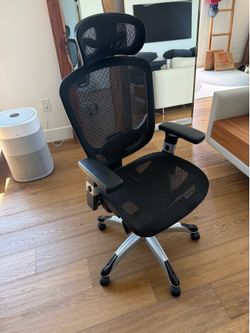 Rolling Black Ergonomic Office Chair