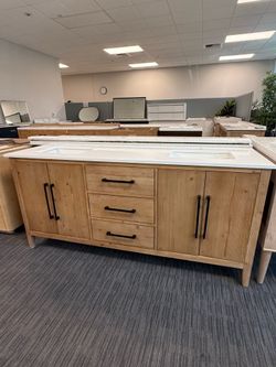 73” Bathroom vanity in wood color