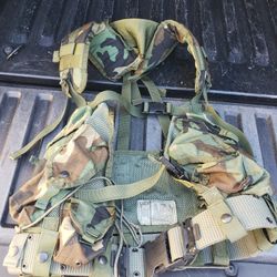 Load Bearing Vest