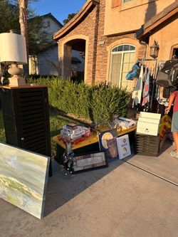 GARAGE SALE 9/5