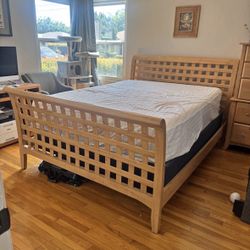 Ashley Queen size sleigh bed