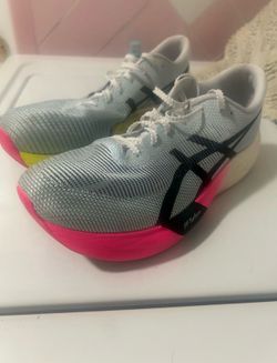 OFFER ME!! Asics Metaspeed Sky Paris
