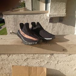 Size 91/2 Adidas Yeezy
