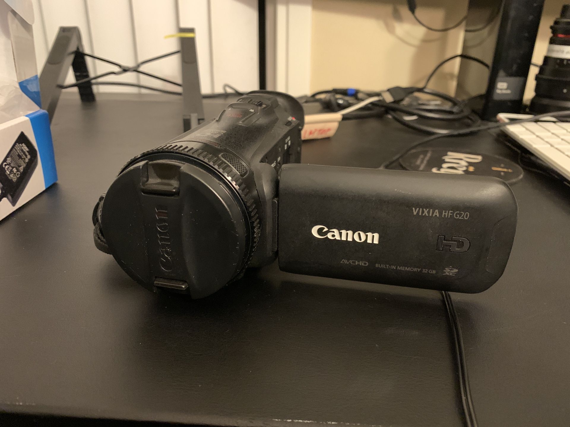 Canon Vixia HF G20 HD Camcorder 32gb Camera