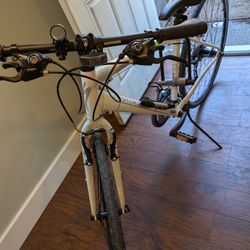 Specialized Sirrus Hybrid Bike